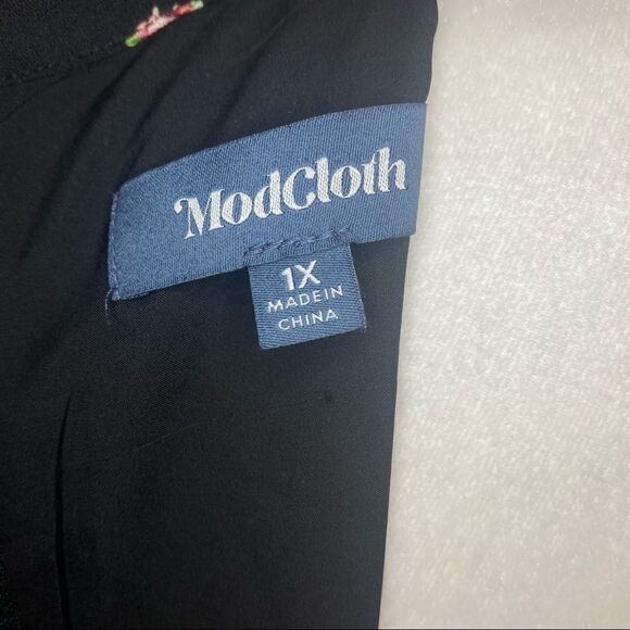 ModCloth Fashionably Dashing Floral Dress - Picture 12 of 13